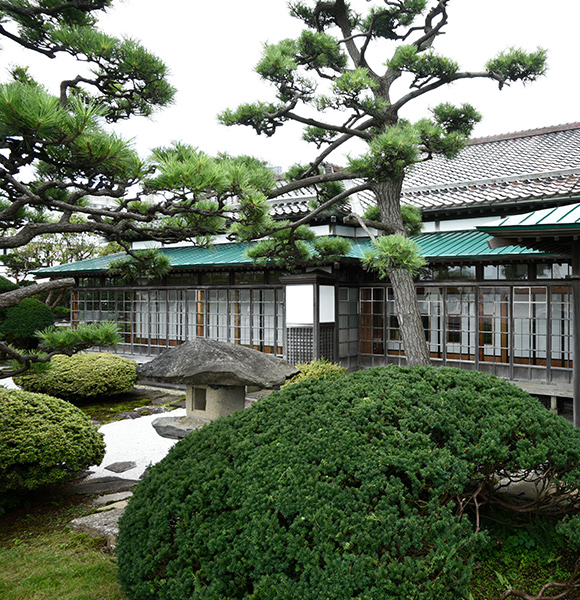 外圍走廊與日式庭院